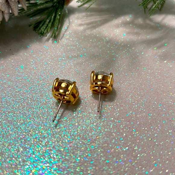 Kate Spade Gumdrop Studs Gold (Clear) NWT - Picture 6 of 13